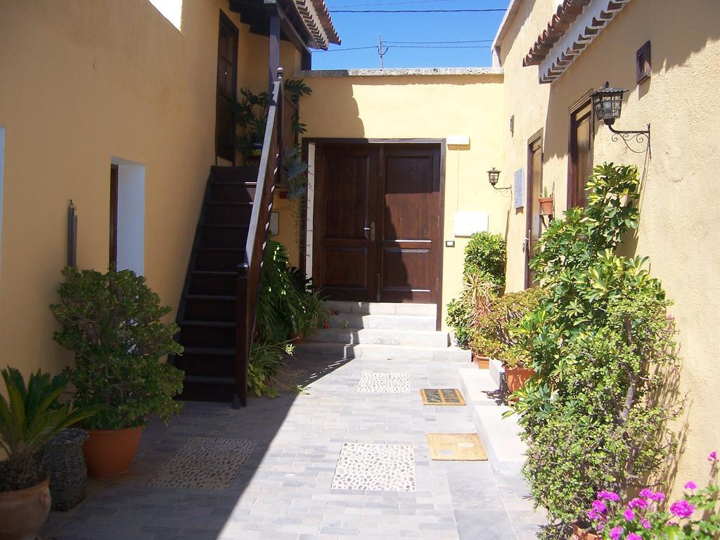Casa Rural Anton Piche With Pool-Adults Only グラナディージャ・デ・アボナ エクステリア 写真